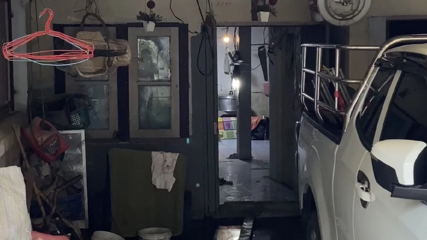 ออกหมายจับแล้ว ผัวจอมโหด ใช้ค้อนทุบกระโหลกเมียดับ คาดปมหึงหวง