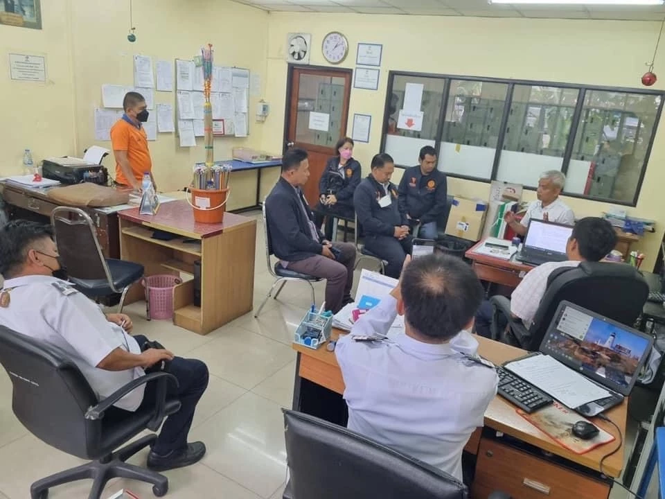 รับฟังคำชี้แจงของขสมก.