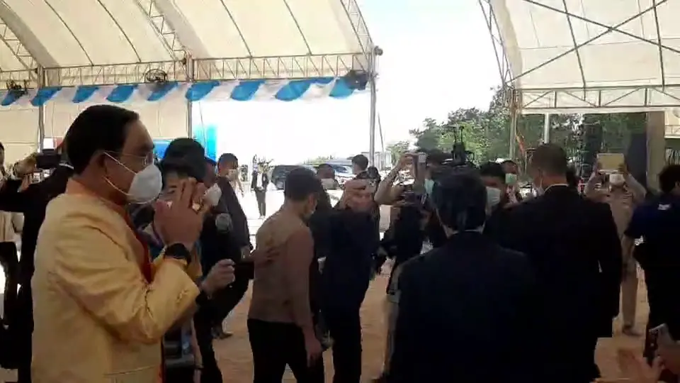 นายกรัฐมนตรี​ บินร่วมพิธีวางศิลาฤกษ์ "สะพานมิตรภาพไทย-ลาว" แห่งที่ 5 (คลิป)
