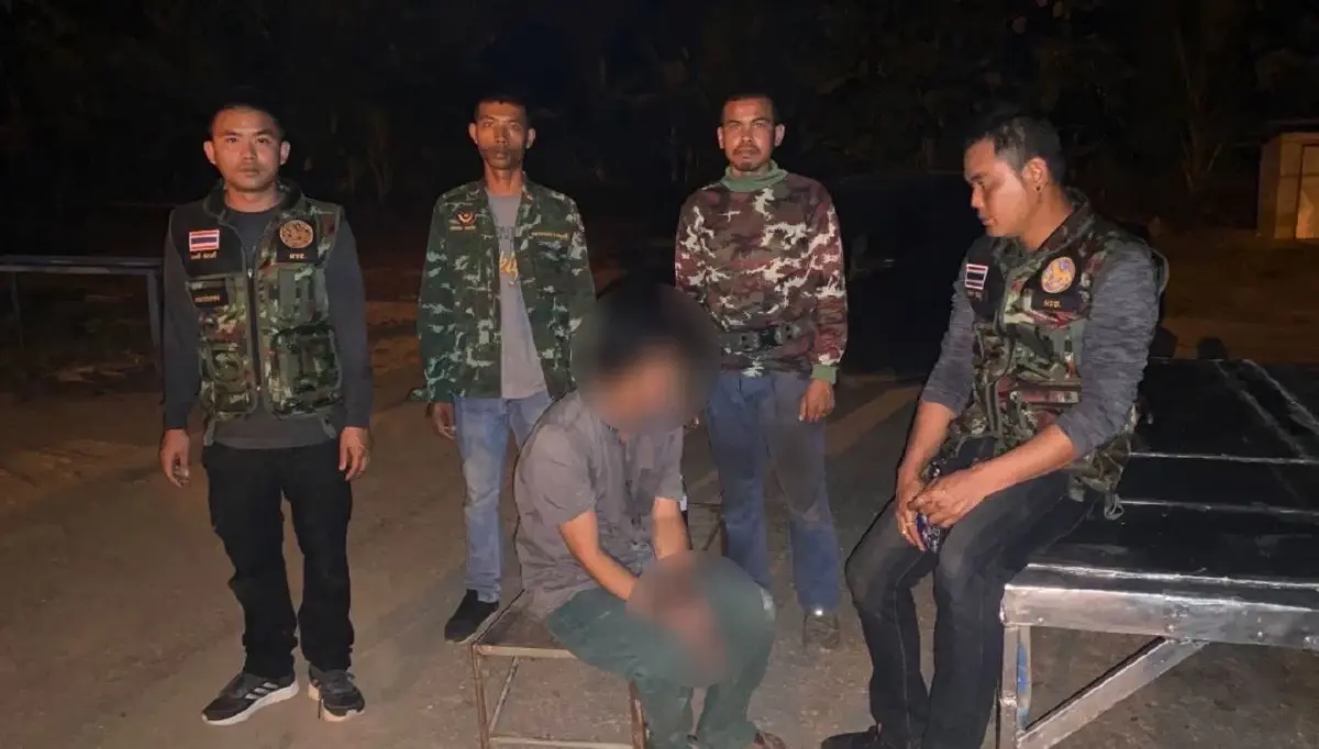 คุมตัวทำแผน "ลูกชาย" ทำปืนลั่นใส่แม่ ตร.พาไปกราบขอขมาศพ