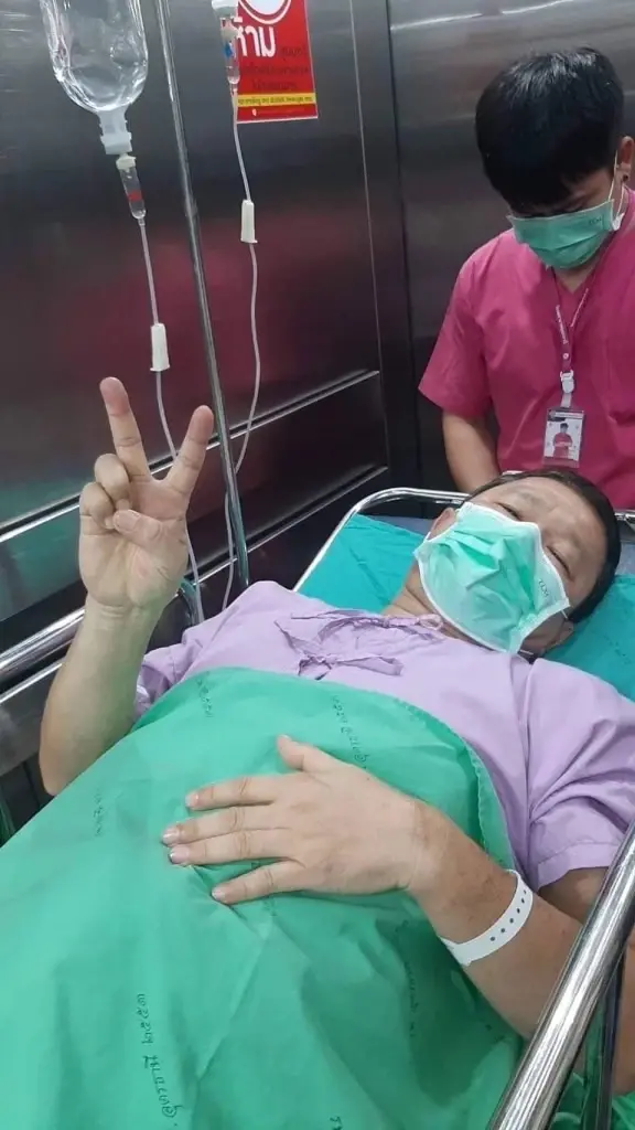 กำลังใจแน่น "ต้อย หมวกแดง" แอดมิทด่วน!! เข้ารับการผ่าตัดไส้ติ่ง