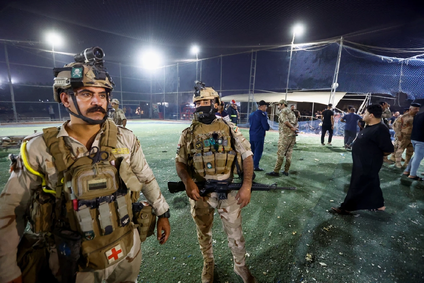 ระเบิดอู่รถใกล้สนามฟุตบอลในอิรัก 