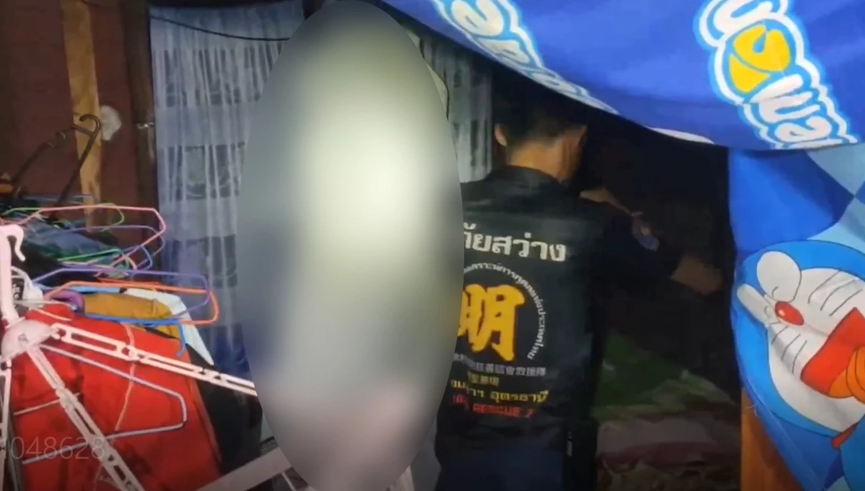 สะเทือนใจ “สาวอุดร” ไลฟ์สดผูกคอ “แม่” เห็นกับตาช่วยไม่ทัน ดับสลดคาห้องนอน