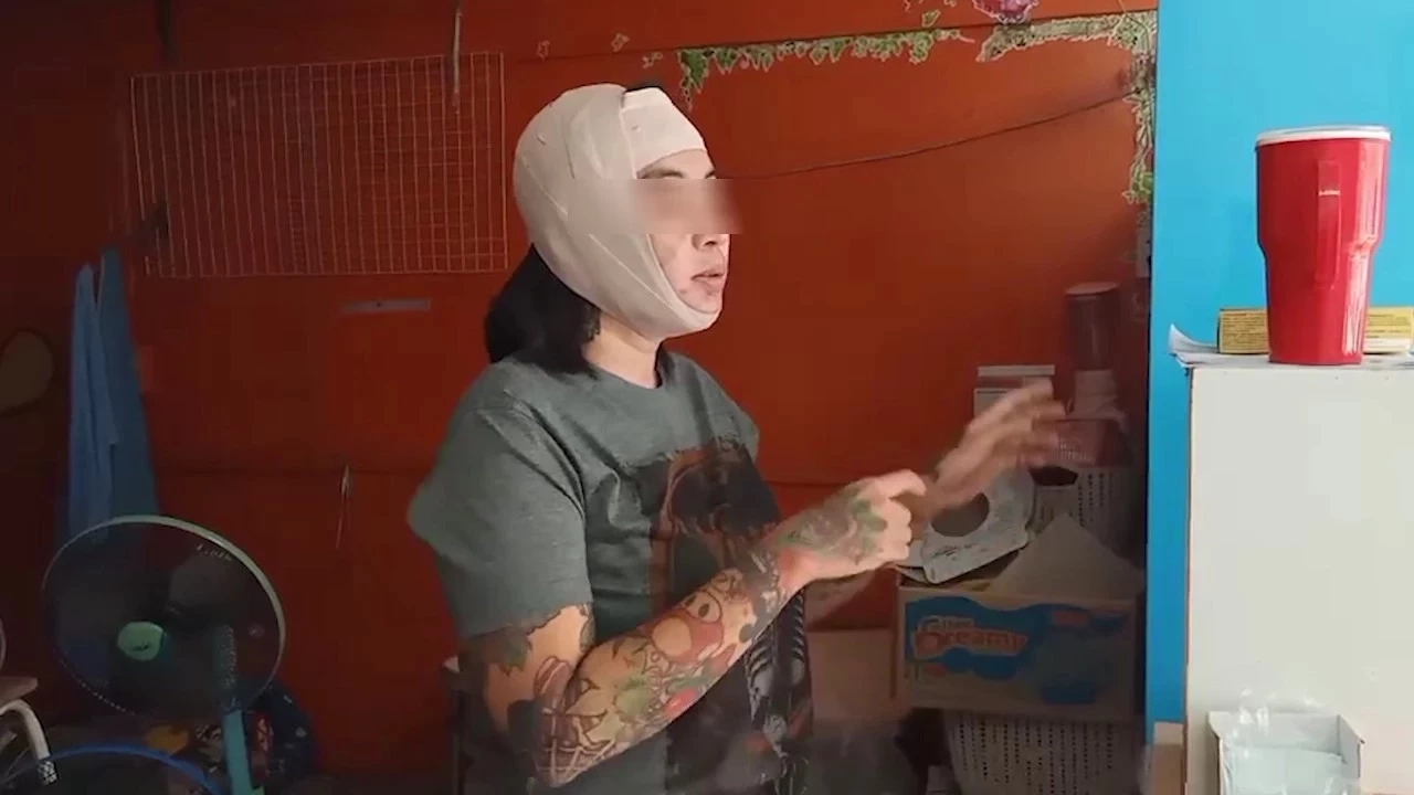 เจ้าของร้านเค้ก อ้างถูกลูกน้องตำรวจยำ