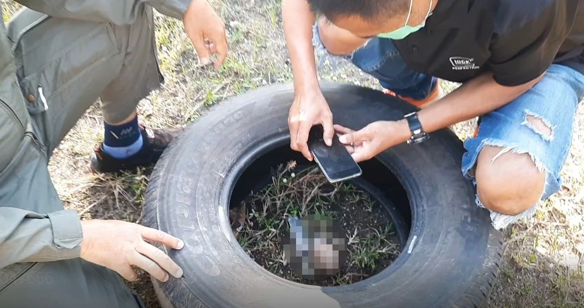 ผงะ “คนงานรับจ้าง”  ขุดดินก่อสร้างเจอ “ระเบิดลูกเกลี้ยง” รอดตายหวุดหวิด