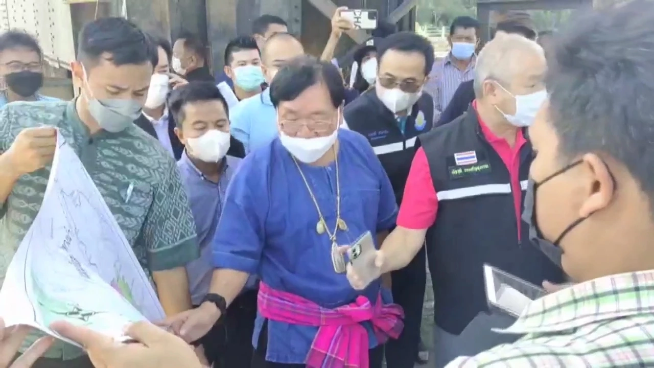 "เขื่อนกระเสียว" น้ำล้นสปิลเวย์ 130 ลบ.ม./วินาที แจ้ง 4 อำเภอสุพรรณ ขนของหนีน้ำ