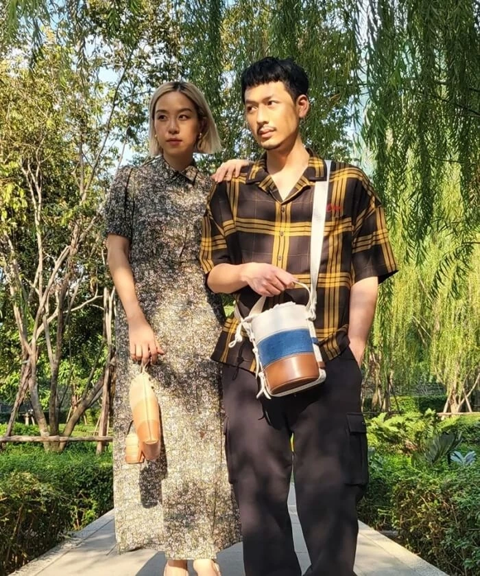 ‘นางแบบสาว’ โร่แจงหลังถูกโยงมือที่ 3 พลอย-ทู ลั่น! ภาพนั่งตักหนูแค่เป็น FC