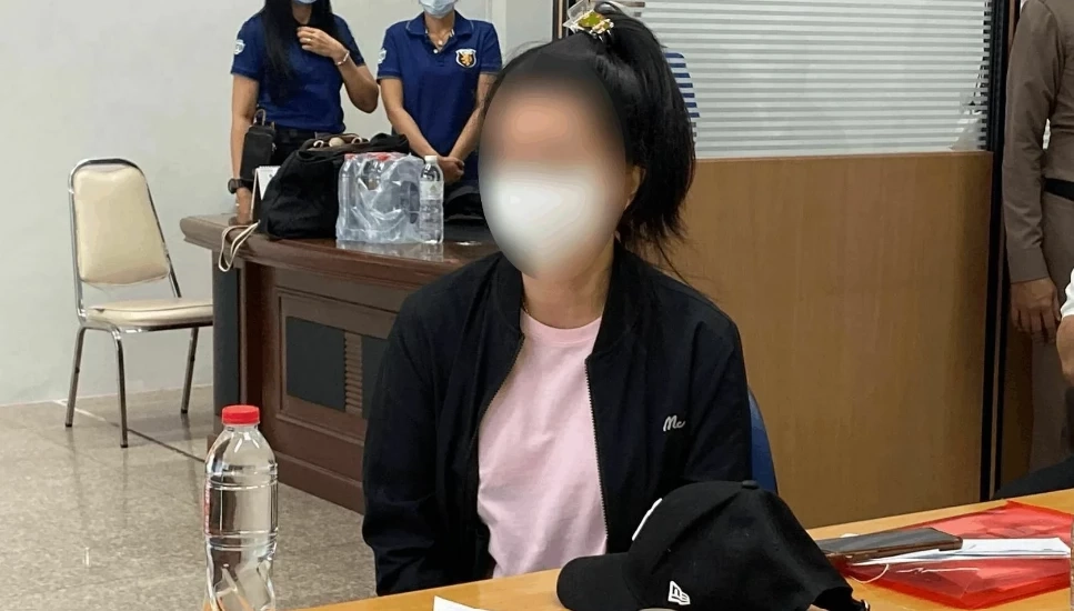 ส.ต.ท.หญิง กรศศิร์ บัวแย้ม หรือ "เจ๊นุช" 