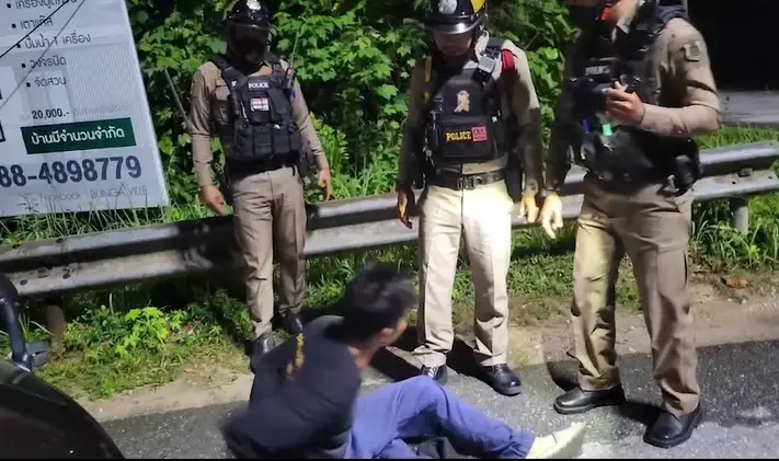 สุดอุกอาจ ตร.ยะลา รวบหนุ่มรามัน เมาตระเวนปล้นร้านสะดวกซื้อ 6 จุด ทั่วยะลา