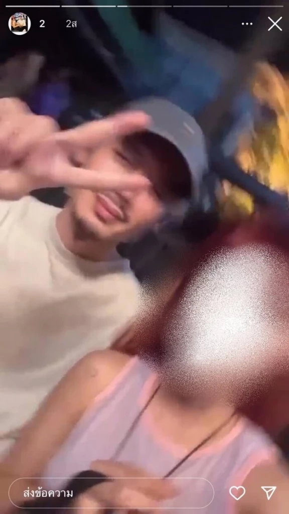 ‘นางแบบสาว’ โร่แจงหลังถูกโยงมือที่ 3 พลอย-ทู ลั่น! ภาพนั่งตักหนูแค่เป็น FC