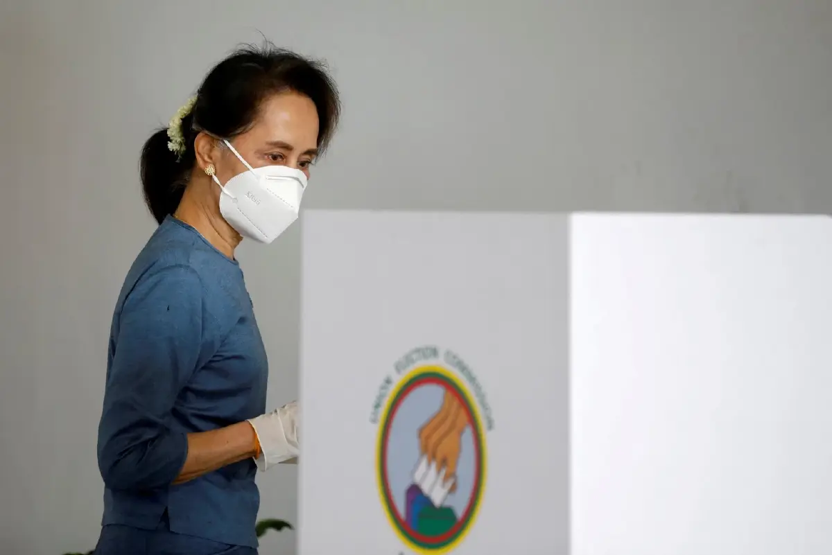 ศาลเมียนมาสั่งจำคุก "ซูจี" คดีทุจริตอีก 3 ปี รวมโทษจำคุก 26 ปี