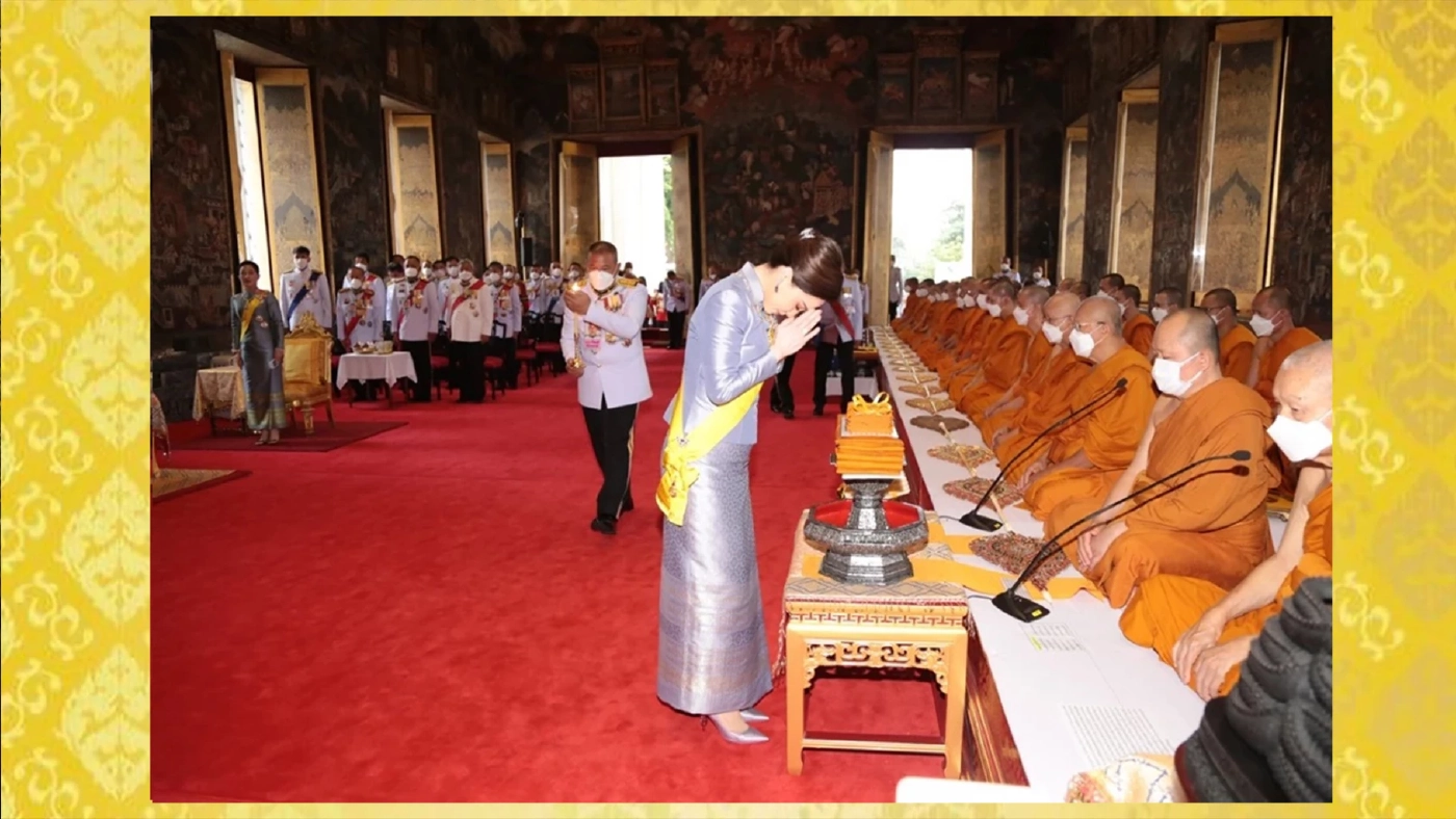 พระราชินี เสด็จฯ แทนพระองค์ไปทรงบำเพ็ญพระราชกุศลถวายผ้าพระกฐิน วัดสุทัศนเทพวรารามวรมหาวิหาร