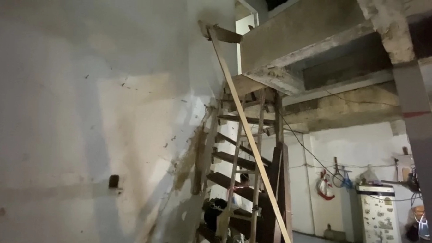 ออกหมายจับแล้ว ผัวจอมโหด ใช้ค้อนทุบกระโหลกเมียดับ คาดปมหึงหวง