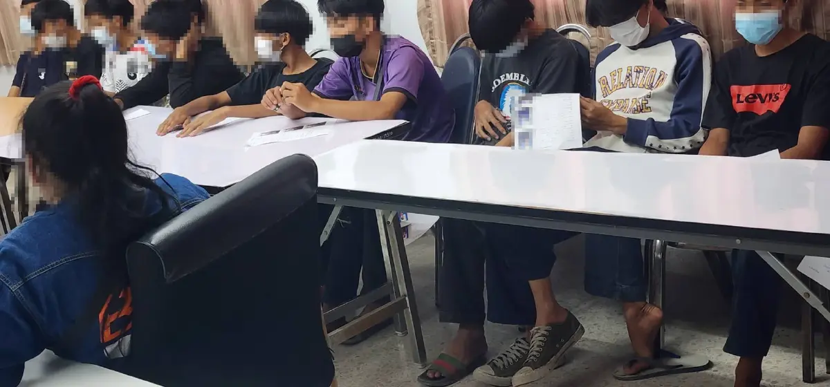 รวบแล้ว! "แก๊งฟันน้ำนม" ยกโขยงถล่มบ้านคู่อริ