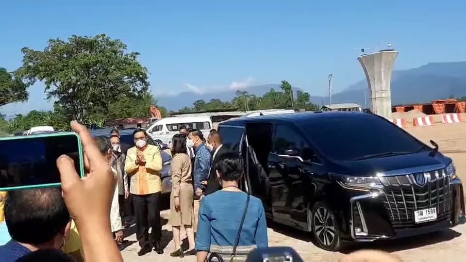 นายกรัฐมนตรี​ บินร่วมพิธีวางศิลาฤกษ์ "สะพานมิตรภาพไทย-ลาว" แห่งที่ 5 (คลิป)