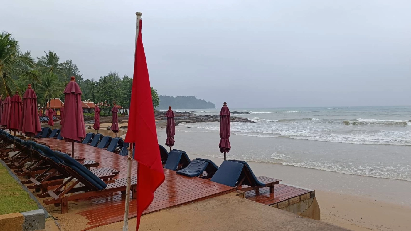 ปภ.เตือน"พายุเนสาท" ภาคใต้เสี่ยง "น้ำท่วมฉับพลัน น้ำป่าหลาก" ช่วง 17–22 ต.ค.