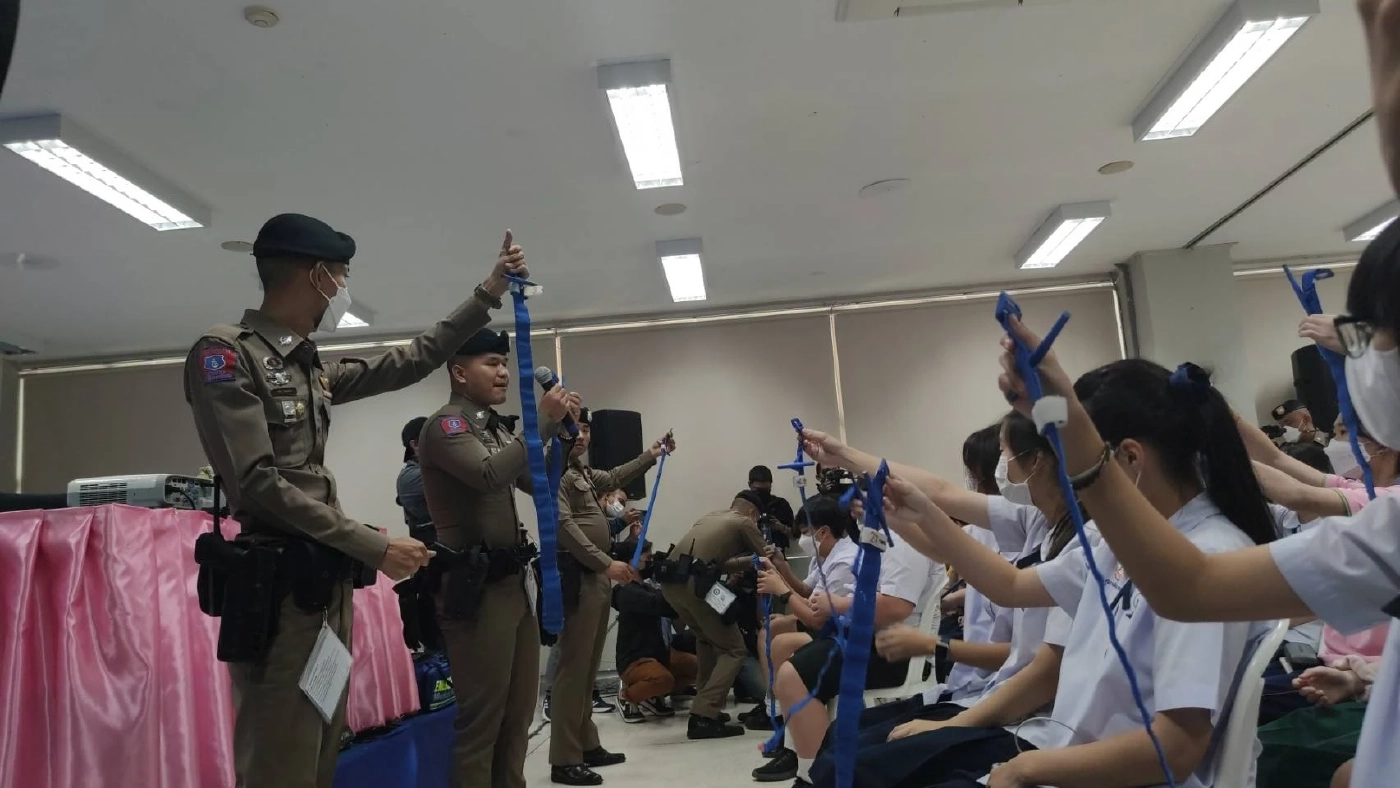 "บิ๊กต่อ" จัดอบรม “หนี-ซ่อน-สู้” สร้างทักษะเอาตัวรอดเหตุกราดยิง