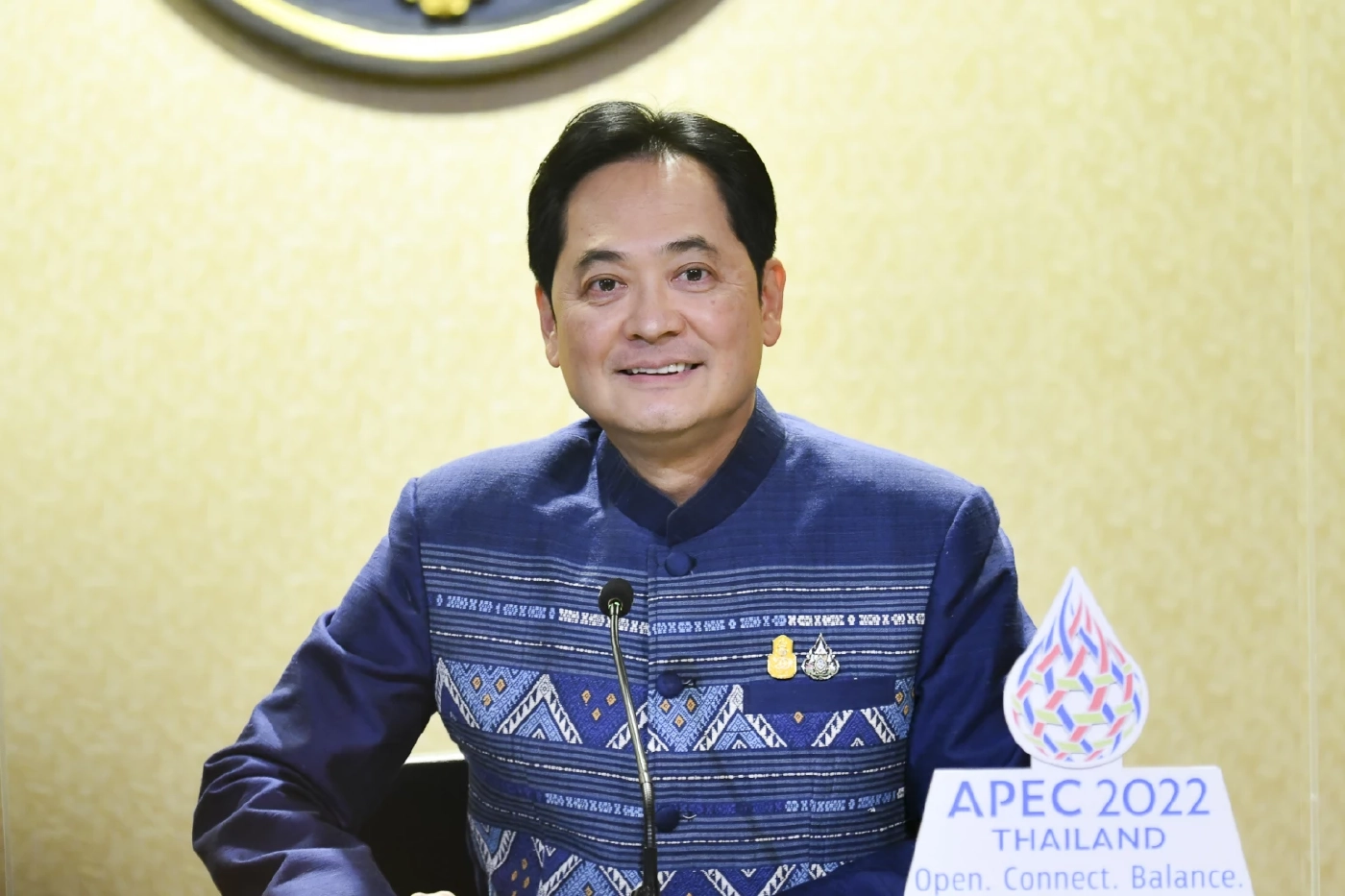 อนุชา บูรพชัยศรี ในฐานะโฆษกรัฐบาล