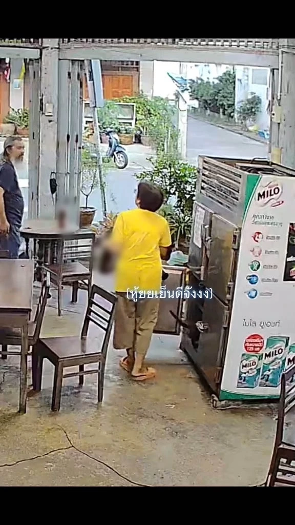 เตือนภัย “ทาสแมว” หลังน้องแมวแอบเข้าไปสำรวจตู้เย็น หวิดเป็นแมวแช่แข็ง