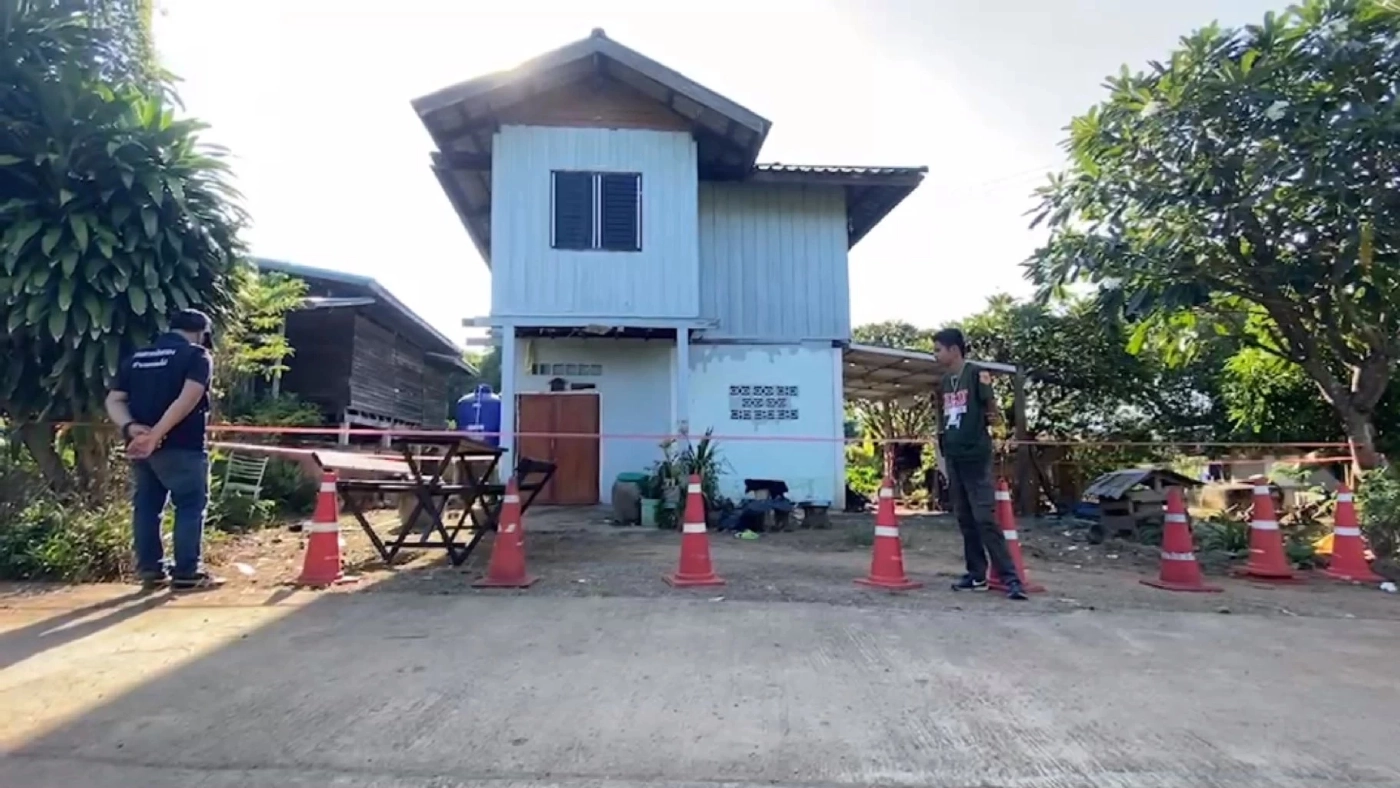 "ผู้ก่อเหตุ" ยิงแม่ดับขอมอบตัว  ลูกสาวมือปืนถือโทรโข่งเรียกกินข้าว  (คลิป)