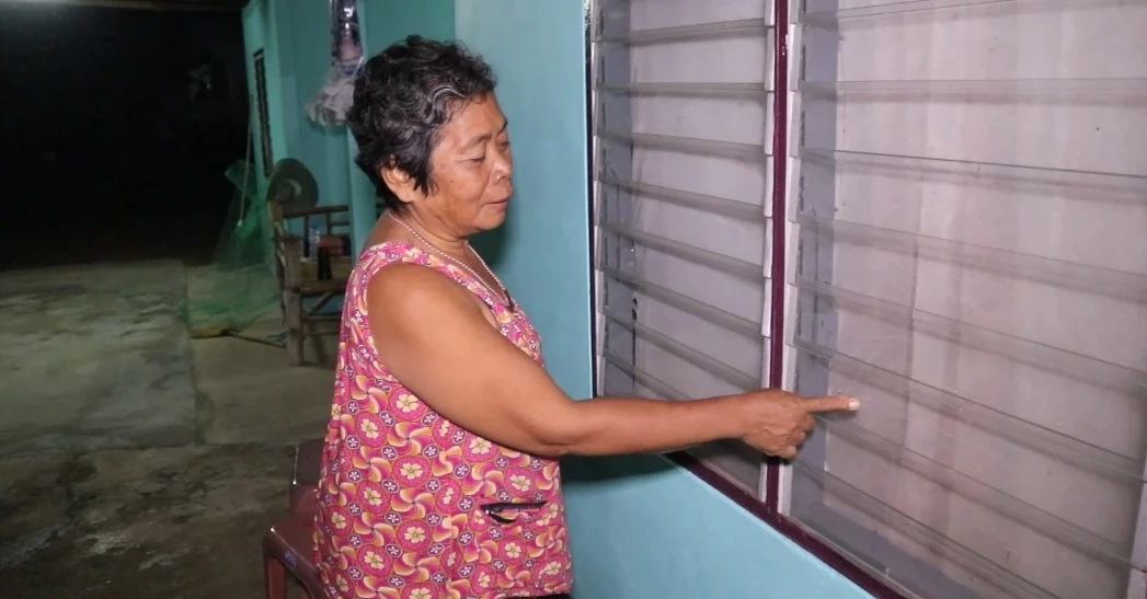 ลูกชายโทรมาบอกจากกรุงเทพว่าโจรย่องเข้าบ้าน หลังจากเห็นวงปิดจากโทรศัพท์มือถือ