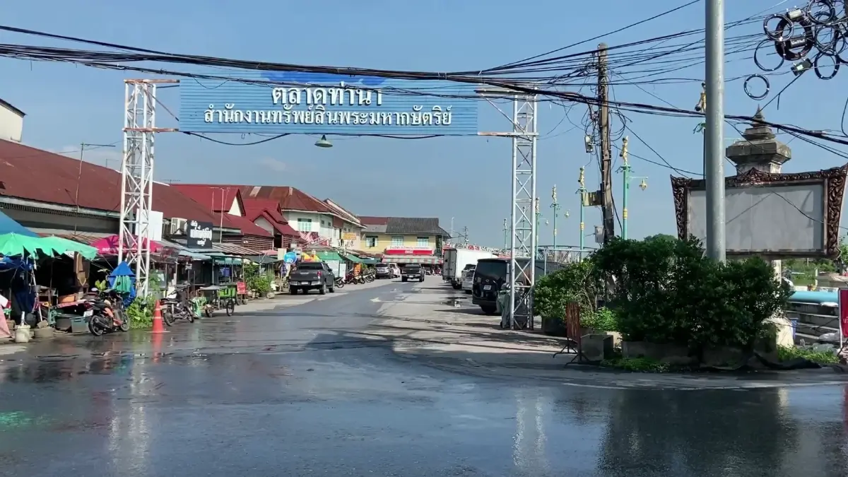 "ท่าจีน" ทะลักอีกรอบ! "ถ.บรมราชชนนี" ท่วมสูงกว่าทุกวัน ทำรถดับนับสิบ