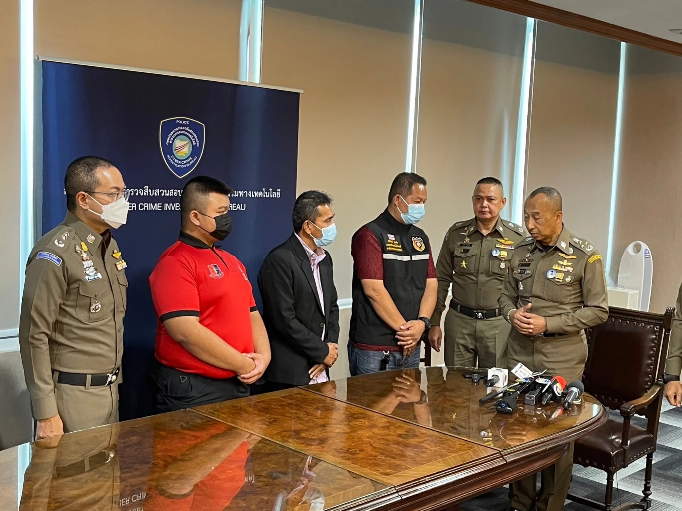 “พล.ต.อ.ต่อศักดิ์” ไม่ติดใจ 3 นักข่าวภูธร แอบอ้าง ออกบัตรเบ่ง