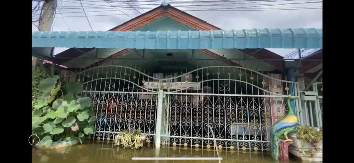 ชาวบ้านอ่างทองสุดทน สวดยับแก้ปัญหาน้ำท่วมไร้ประสิทธิภาพ หนักกว่าปี 54