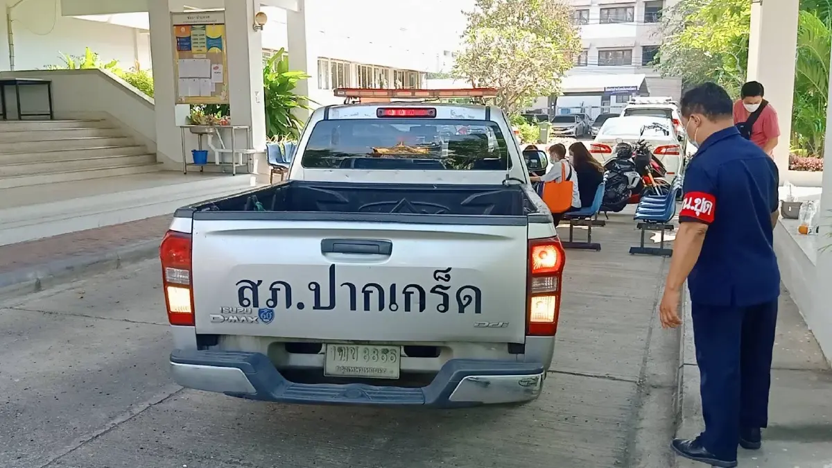 ตำรวจ สภ.ปากเกร็ดและบางกรวย ให้ข้อมูลเพิ่มเติมอัยการนนท์ หลังจับคดียาเสพติด พบปืนหลวงที่ถูกขโมยไปด้วย