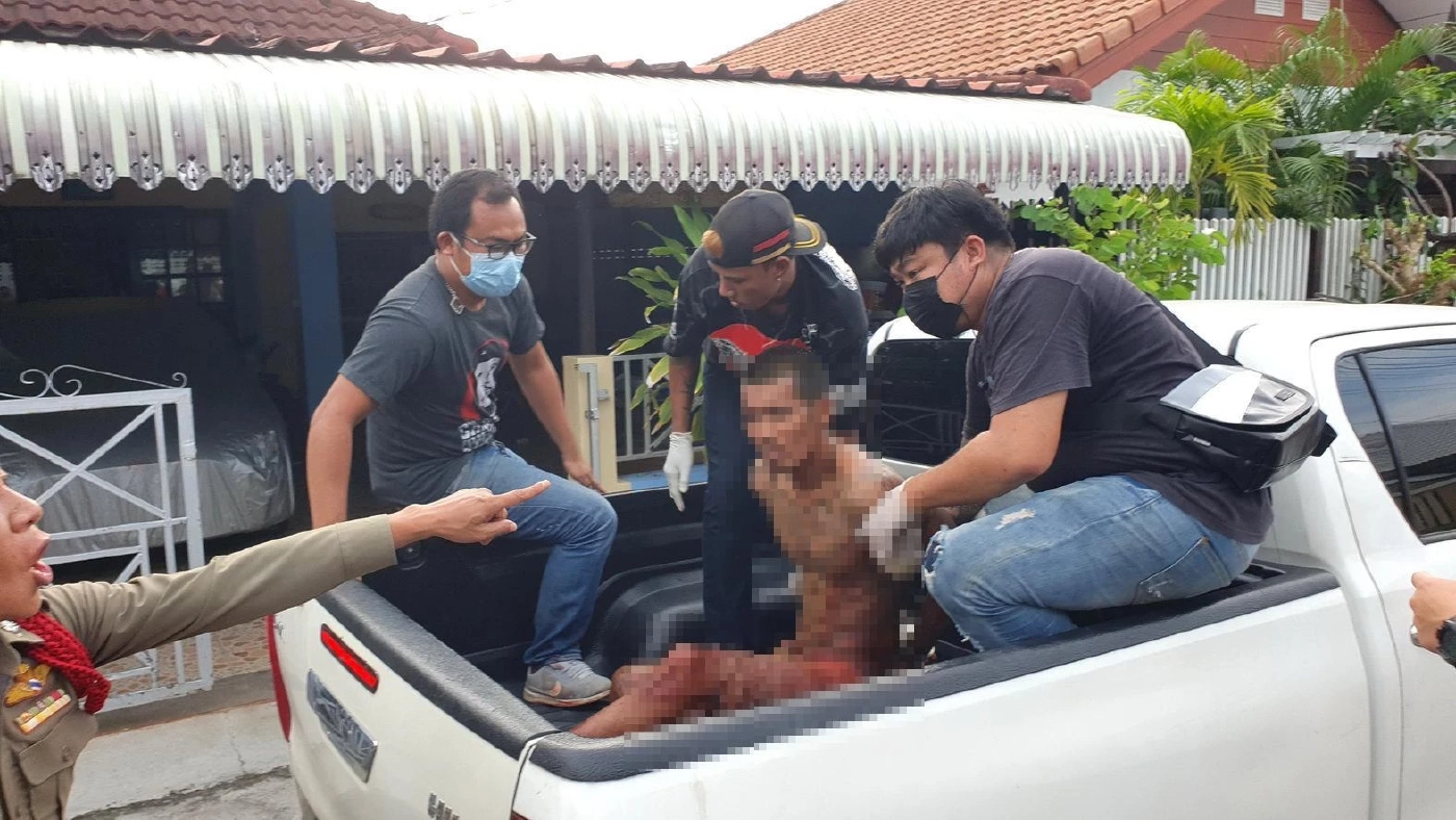 ตำรวจสัตหีบสยบ "หนุ่มคลั่ง" แทงแฟนสาวสาหัส (มีคลิป)