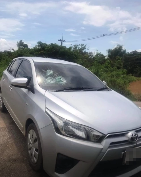 ผวา "ครูสาว" ถูกมือมืดทุบกระจกรถ ซ้ำจุดธูปเสียบไว้ที่ป้ายทะเบียน