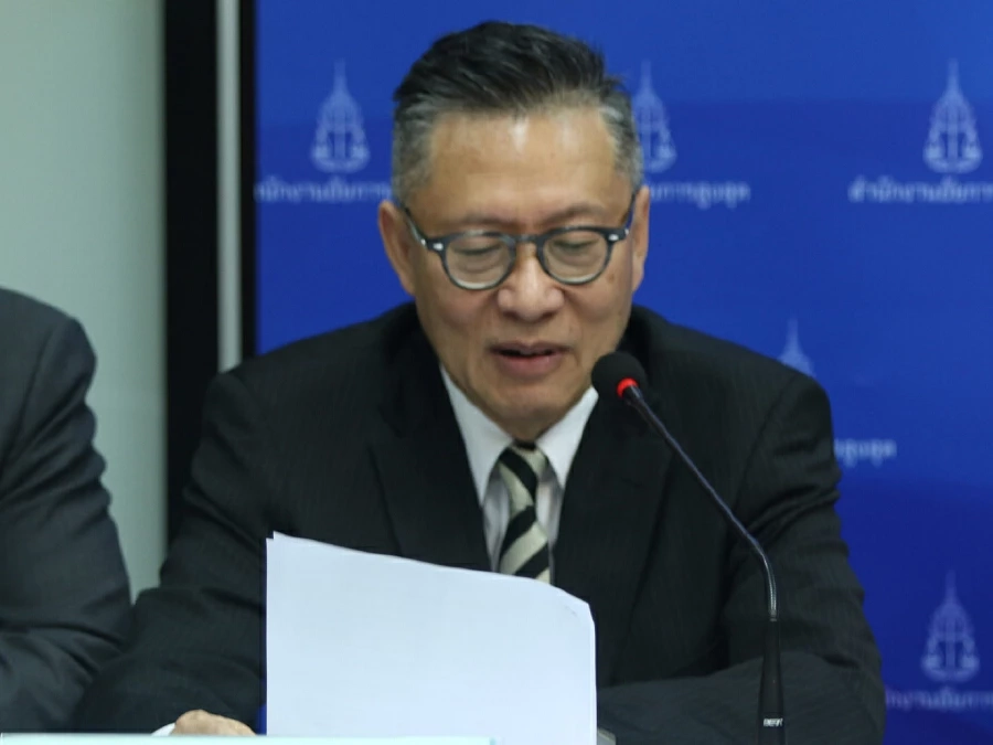 นายธรัมพ์ ชาลีจันทร์ โฆษกสำนักงานอัยการสูงสุด