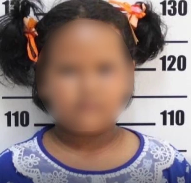 คลั่ง “พ่อเลี้ยง” ฟัน “พ่อตา” ก่อนจับ “ลูกเลี้ยง 7 ขวบ” เป็นตัวประกันหลบหนี