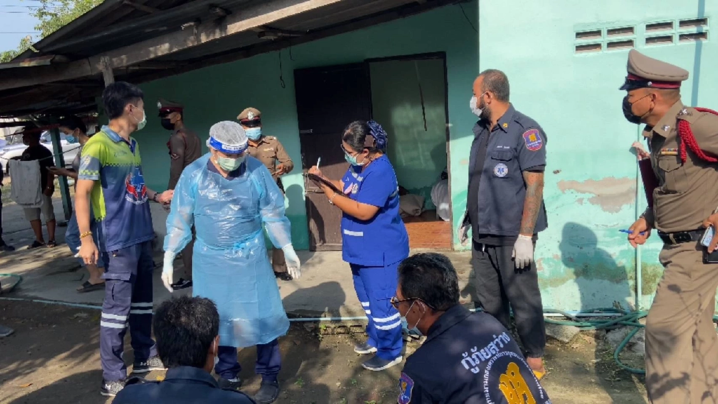 อีกแล้ว หลานหลอนยา ยัวะขอเงินย่าไม่ได้ คว้ามีด - จอบ ฟันเสียชีวิตสยอง