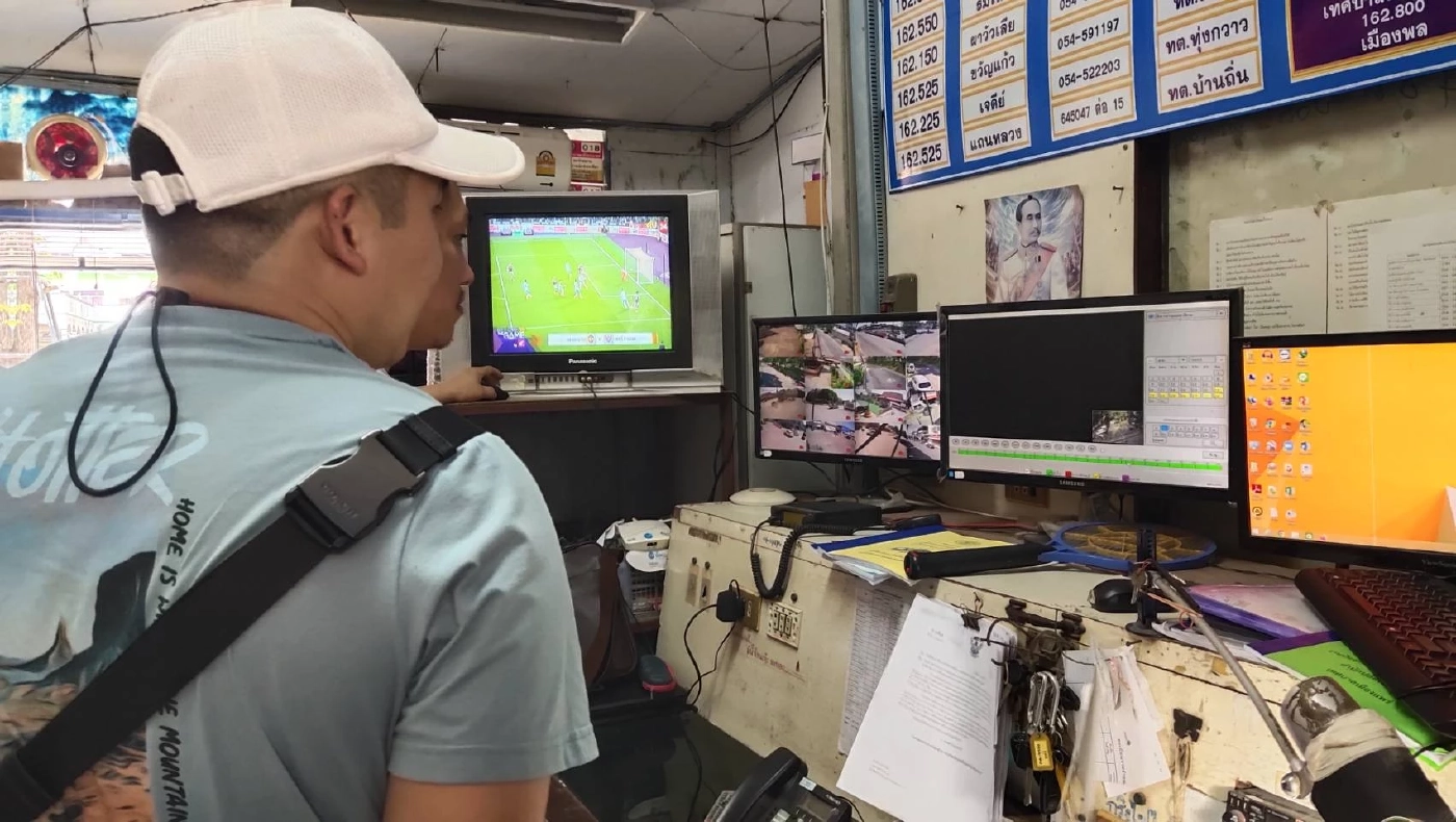 สาว ม.ปลาย เอาตัวรอดแกล้งเป็นคนใบ้ส่งภาษามือหลังถูกชายลึกลับใช้มีดจี้