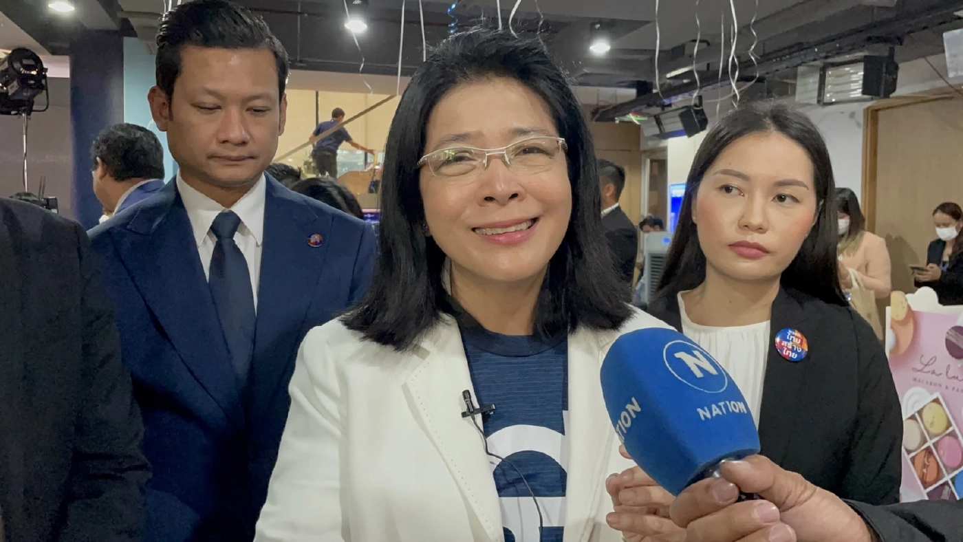 "คุณหญิงหน่อย" ย้ำต้องแก้รธน.เป็นของประชาชน ย้ำใครปฏิวัติต้องถูกประหาร