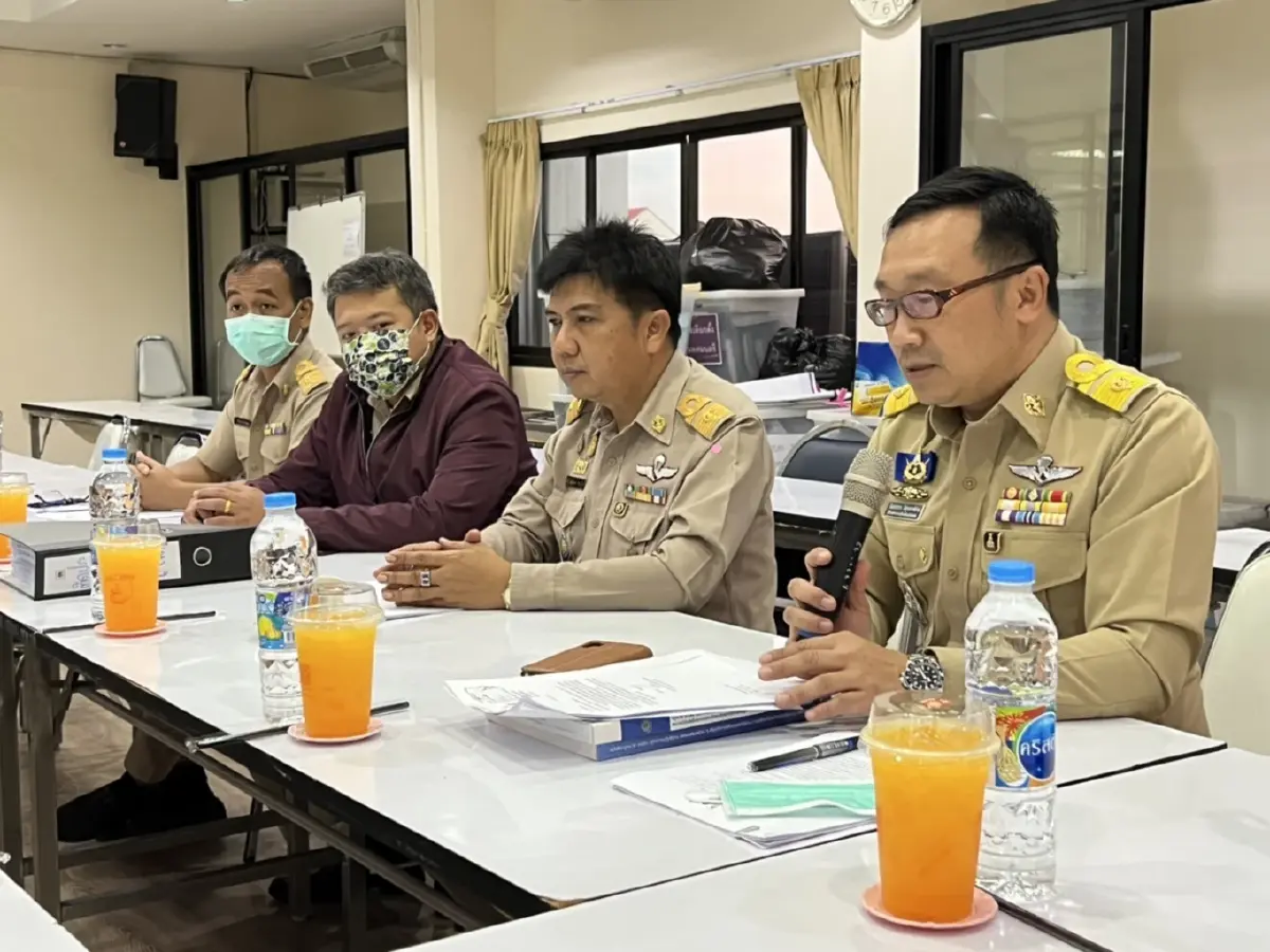 กกต.สอบ "ศรีสุวรรณ" เอาผิดป้ายหาเสียง "ภูมิใจไทย-สร้างอนาคตไทย-ไทยสร้างไทย" ผิดระเบียบ