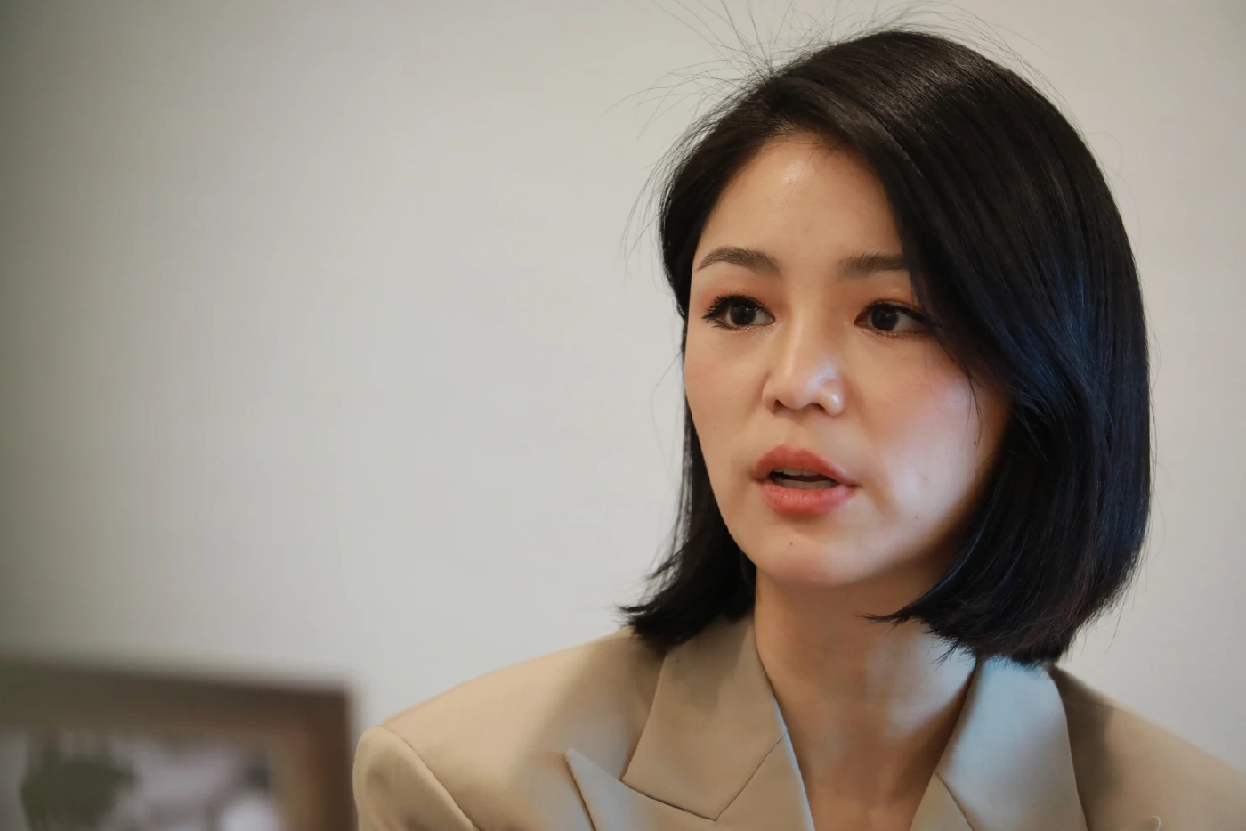 “มาดามเดียร์" ย้ำต้อง "ประกาศสงครามกับยาเสพติดและการครอบครองอาวุธ" เป็นวาระแห่งชาติ 