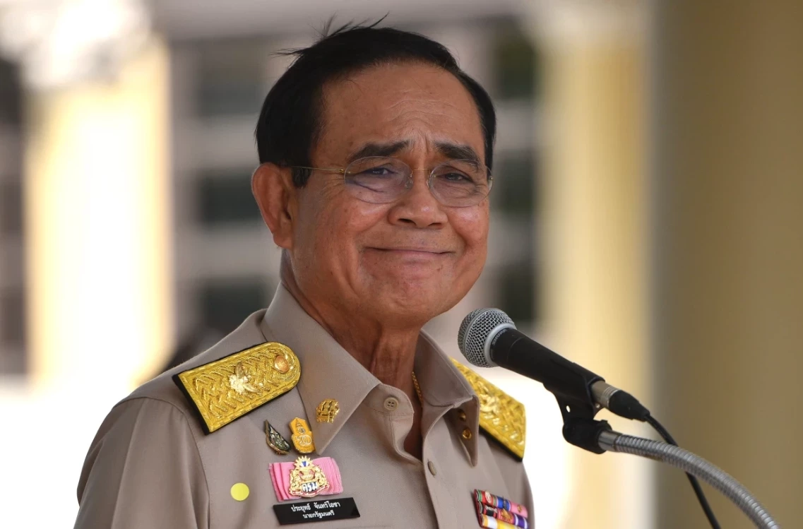 พล.อ.ประยุทธ์  จันทร์โอชา นายกรัฐมนตรีและรมว.กลาโหม 