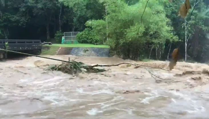 อุตุฯ ใต้เตือนฝนตกหนักภาคใต้ 18 - 21 ต.ค. นี้ สงขลาฝนโปรยปรายแต่ทะเลเรียบ