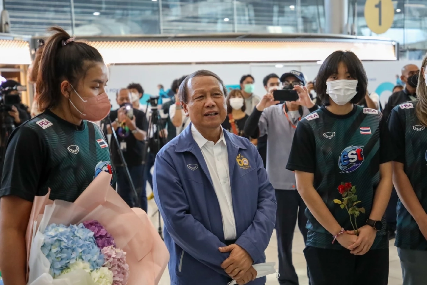 นายสมพร ใช้บางยาง นายกสมาคมกีฬาวอลเลย์บอลแห่งประเทศไทย