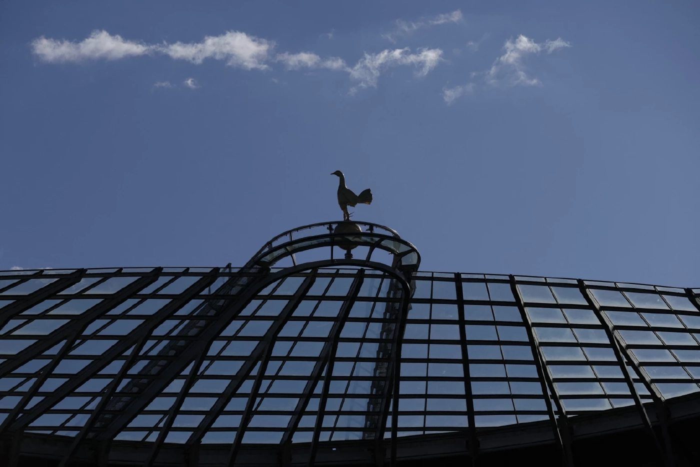 "สเปอร์ส" เตรียมเจรจาขายชื่อสนามให้ "กูเกิล"