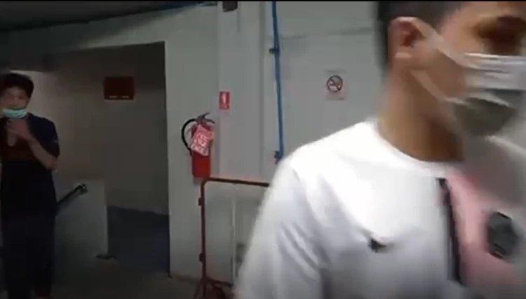 หนึ่งในผู้บาดเจ็บเข้าชี้ตัวกลุ่มผู้ก่อเหตุ