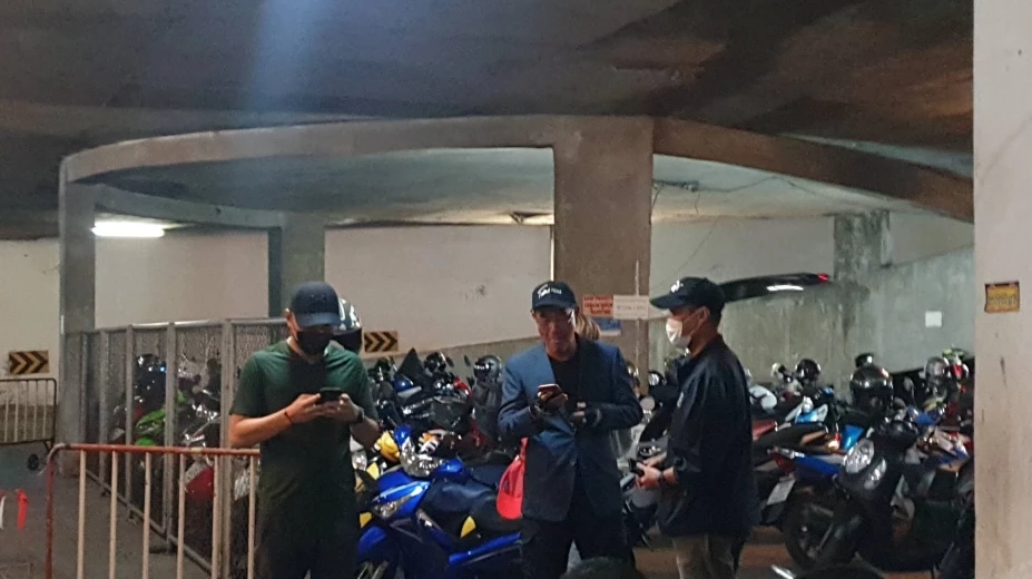 นายวีรวิชญ์ รุ่งเรืองศิริผล หรือ ลุงศักดิ์ 