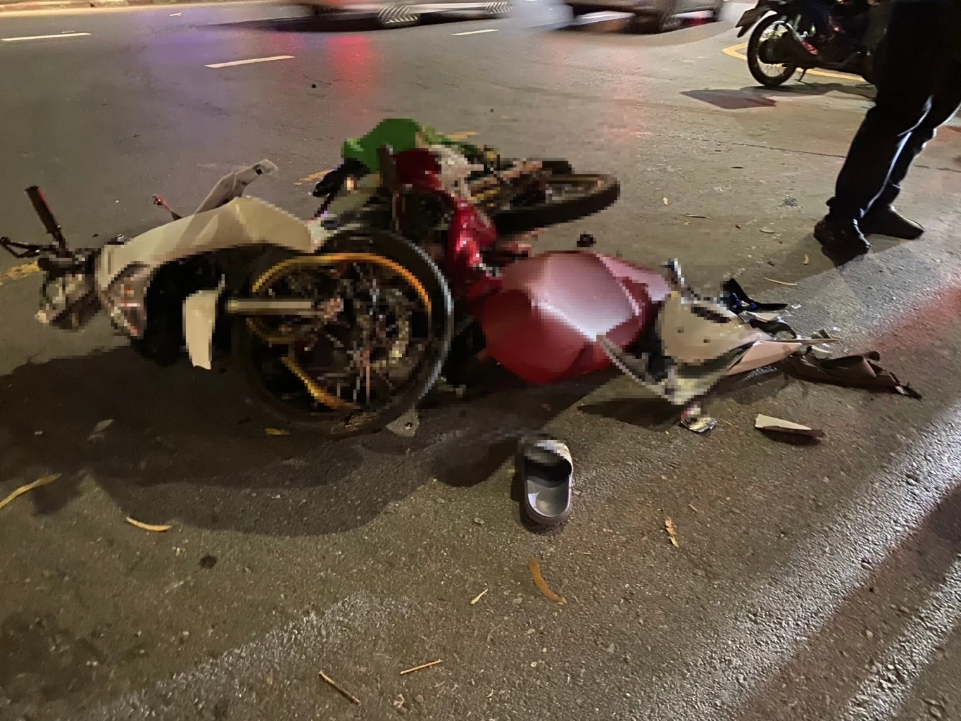 ตร.รอตรวจแอลกอฮอล์-สารเสพติด ก่อนแจ้งข้อหา หนุ่มขี่จยย.หนีสายตรวจ