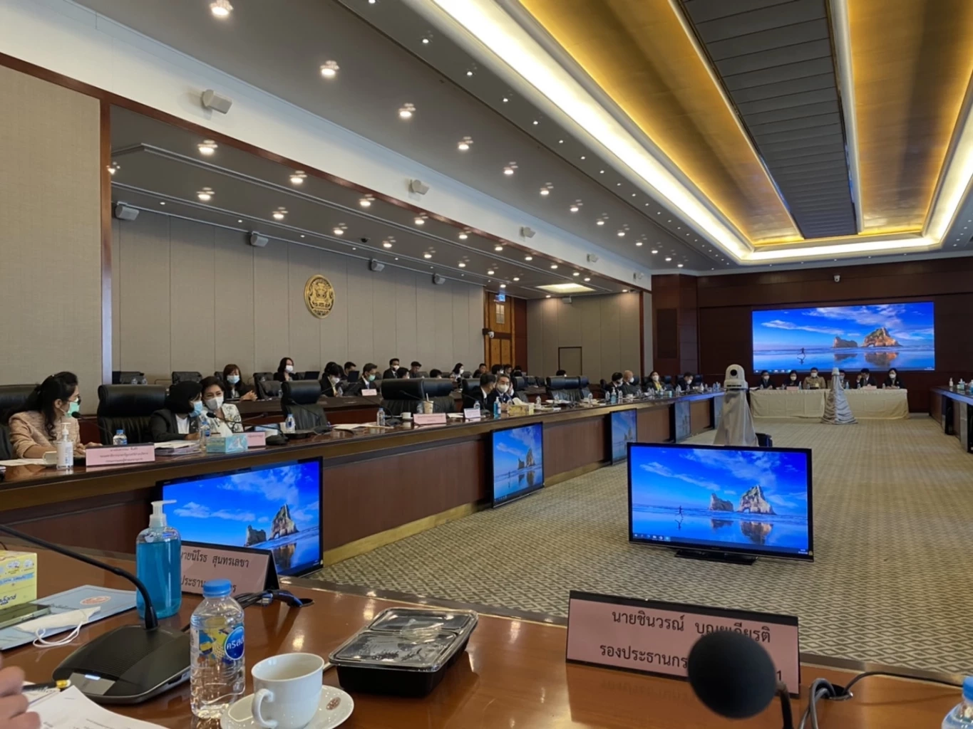 "วิปรัฐบาล"แจงผลประชุมวิป ไร้เหตุปัจจัย"ยุบสภา"