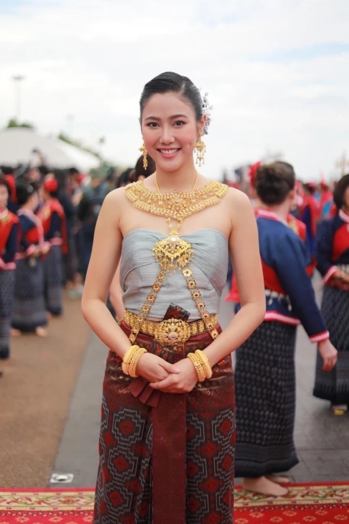 ขนลุก  “อีฟ ไอยวริญร์” เล่าเหตุการณ์ รำถวายพญาศรีสัตตนาคราช นครพนม