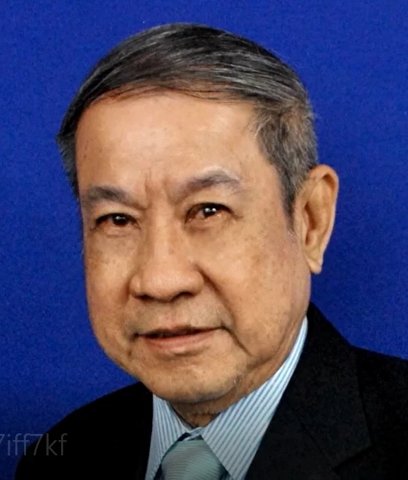 สลด  “ติ่งมิตซู” อดีตส.ส.นครสวรรค์ ขับเก๋งฝ่าน้ำท่วม ถูกพัดจมดับ