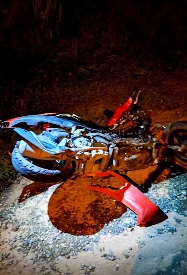 แจ้ง 3 ข้อหา “หนุ่มวัย 15”  ซิ่งเก๋งผ่าไฟแดงชน “บัณฑิตเกียรตินิยม” ดับคาที่