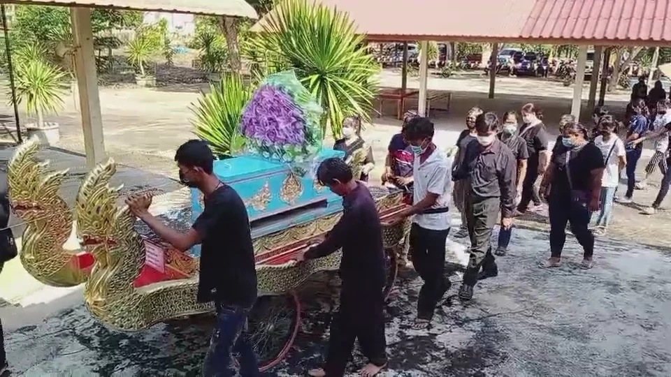 เผาแล้ว "น้องกัปตัน" วัย 4 ขวบ ถูกพ่อใจโหดแขวนคอดับ